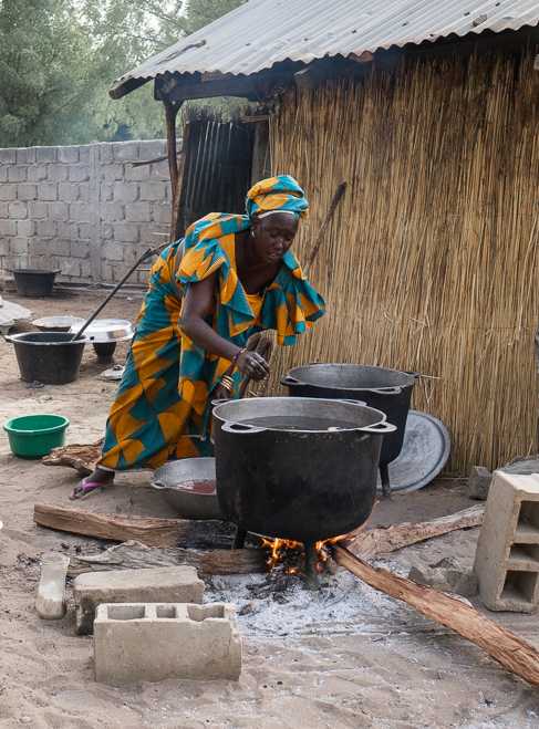 Woman_cooking